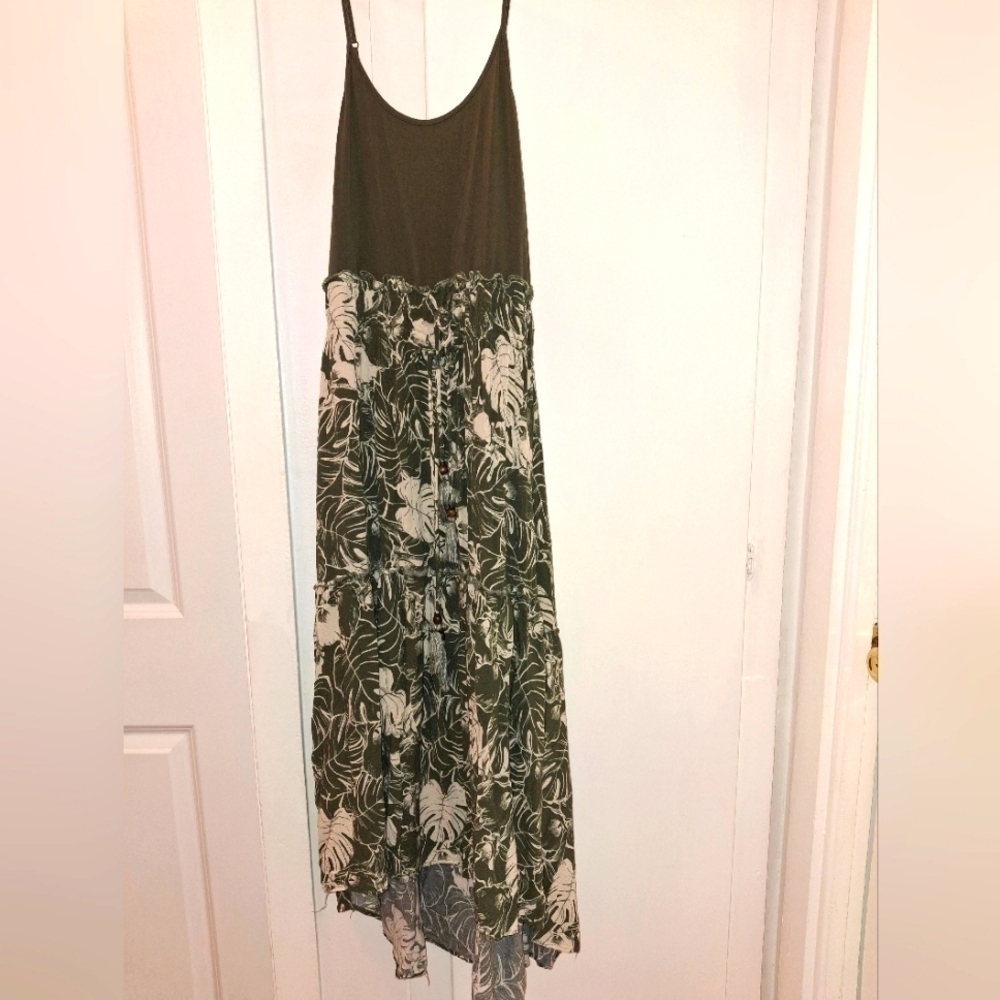 Flowy hi-low dress